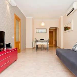 Apartamento Glorias:sagrada Familia 15 Minutos - Playa 20 Minutos, Barcelona